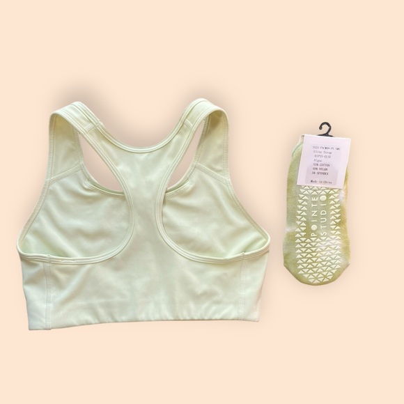 Nike Top & Pointe Studio Yoga Sox NWT Light Mint Size S Excellent Condition! - Picture 6 of 9